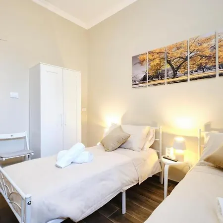Elegant 2br Balcony, Ac, Near Colosseum Appartement *